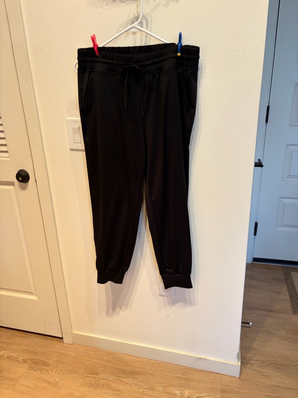 Black Women's Jogger Pants – Comfortable Track Joggers